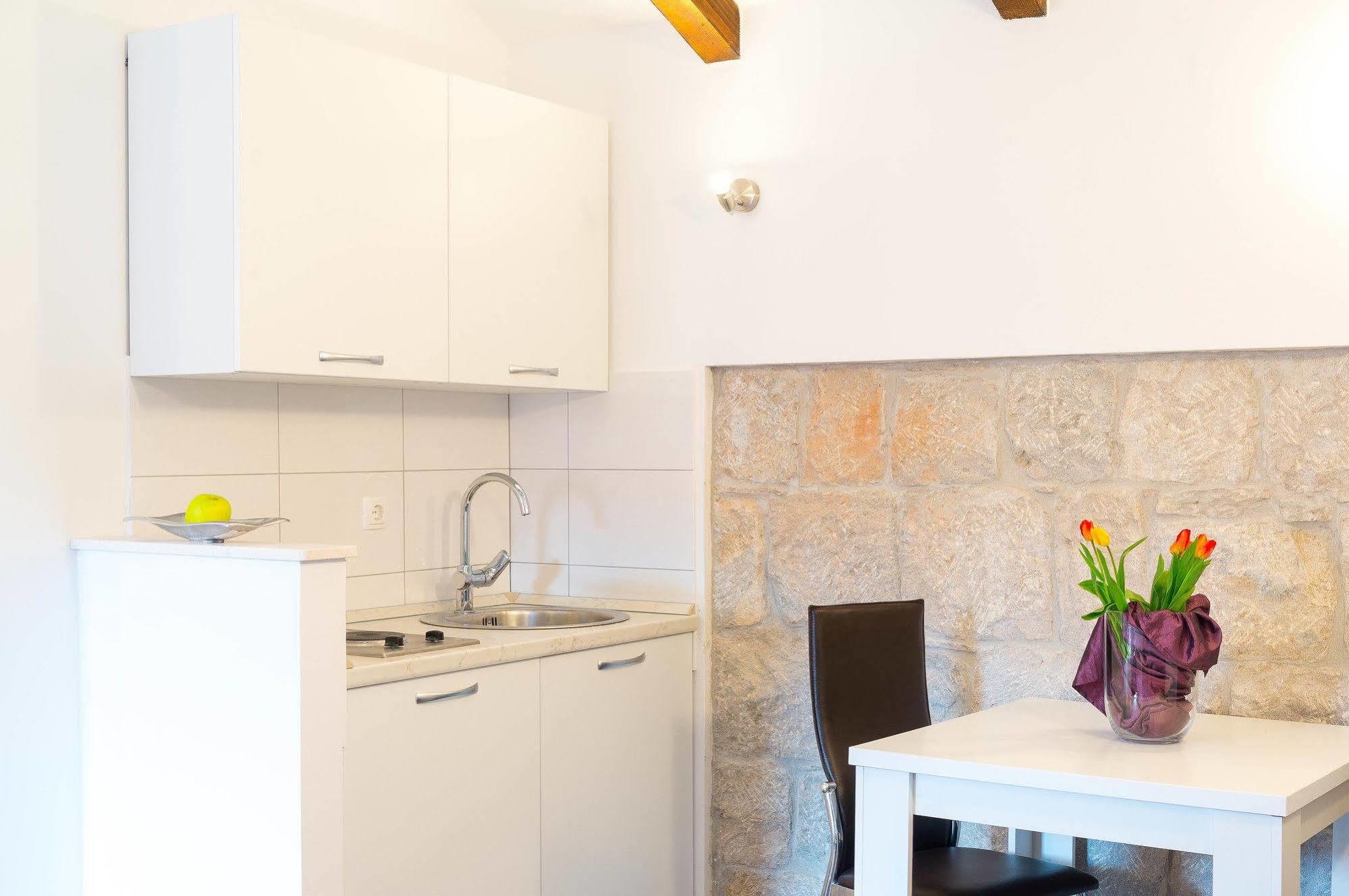 Split Oasis Studio Apartments Luaran gambar